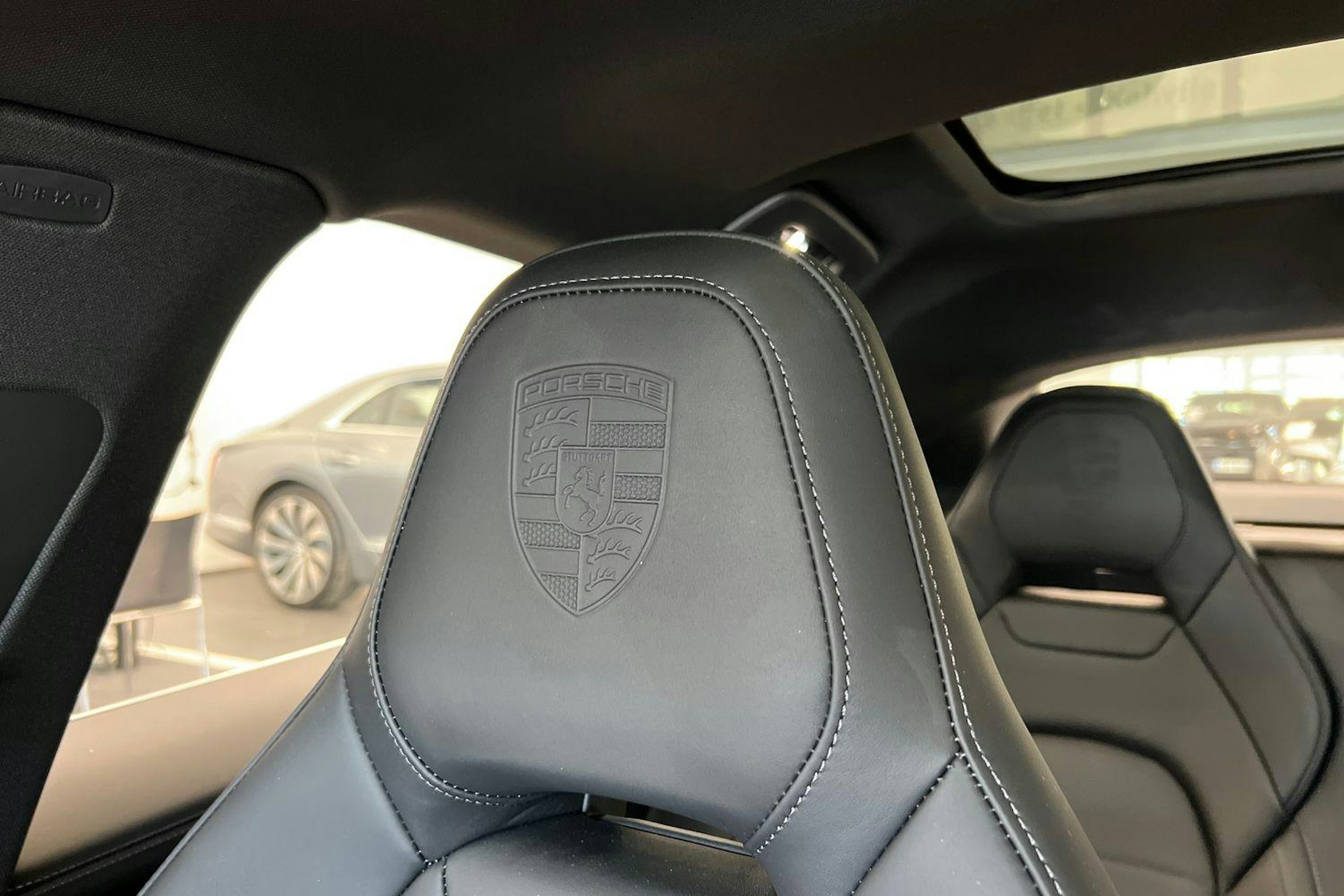 Musta Porsche Panamera 2024 kuva 11.