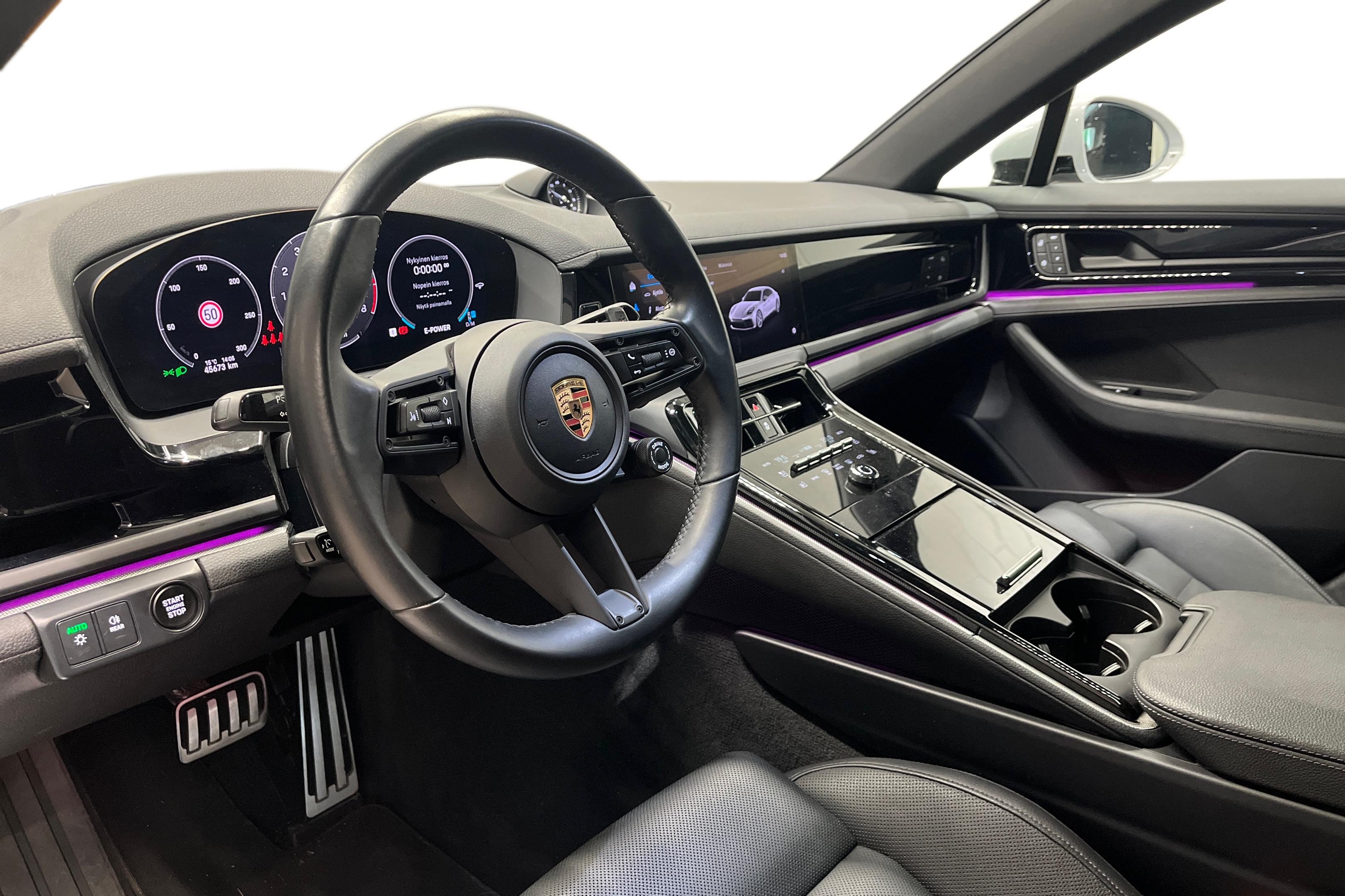 Porsche Panamera 4 E-Hybrid 2024, kuva 6/26
