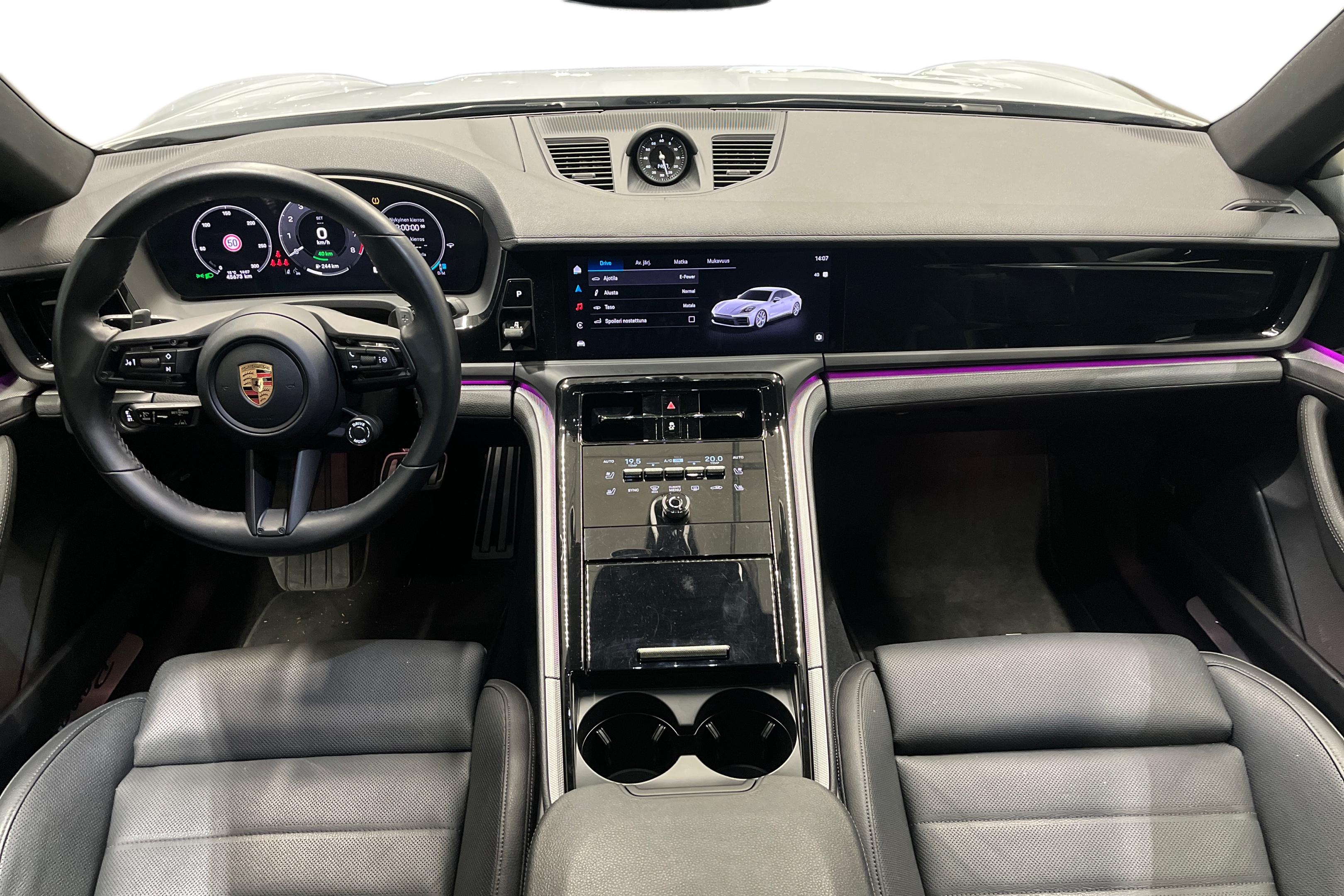 Porsche Panamera 4 E-Hybrid 2024, kuva 7/26