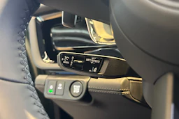 vihreä Porsche Panamera 2026 kuva 13.