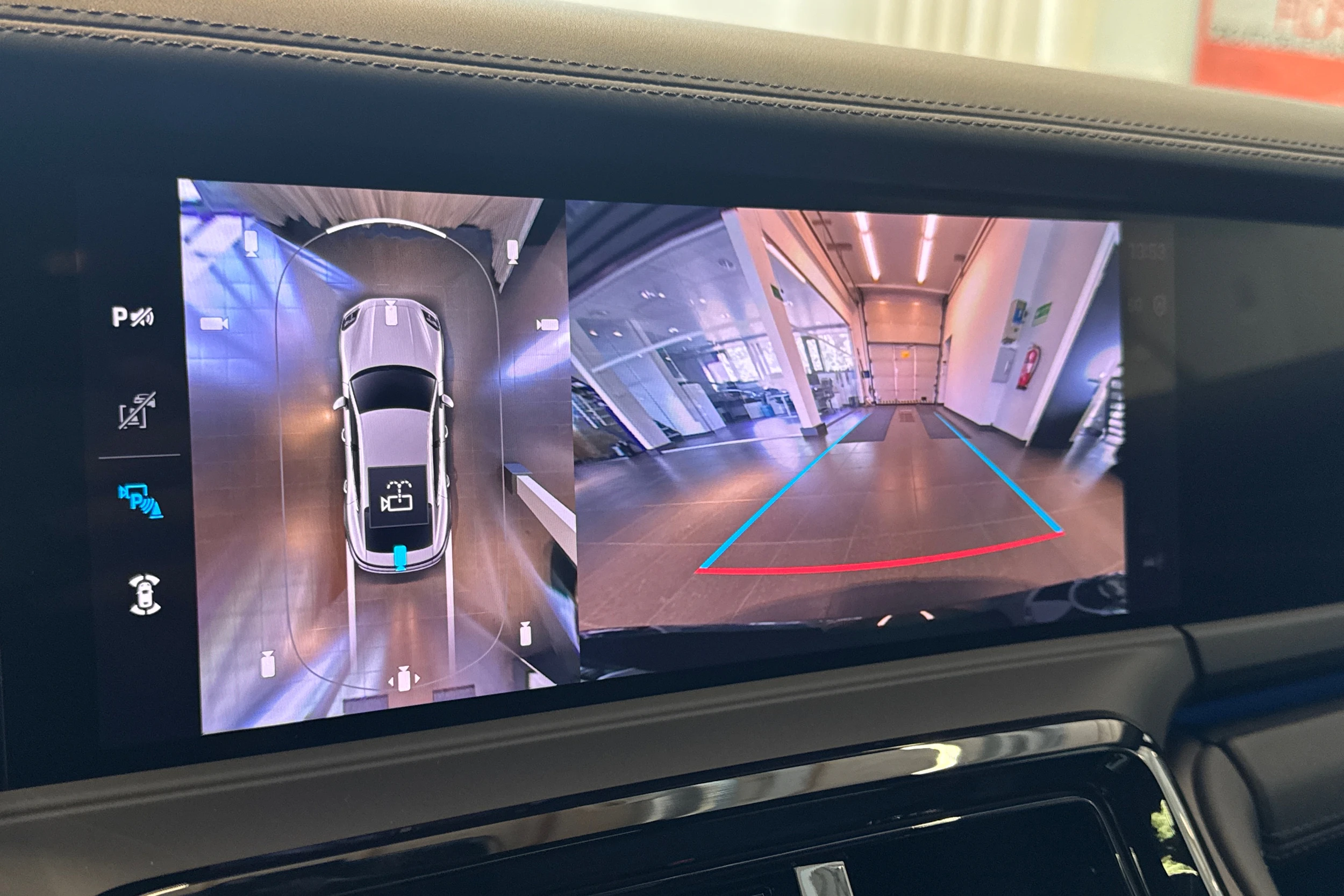 vihreä Porsche Panamera 2026 kuva 17.