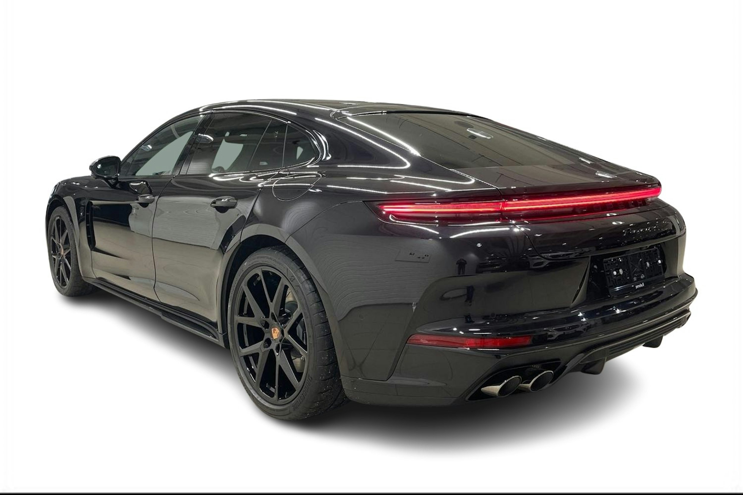 musta Porsche Panamera 2026 kuva 2.