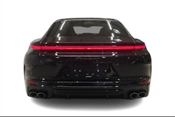 musta Porsche Panamera 2026 kuva 3.