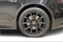 musta Porsche Panamera 2026 kuva 9.