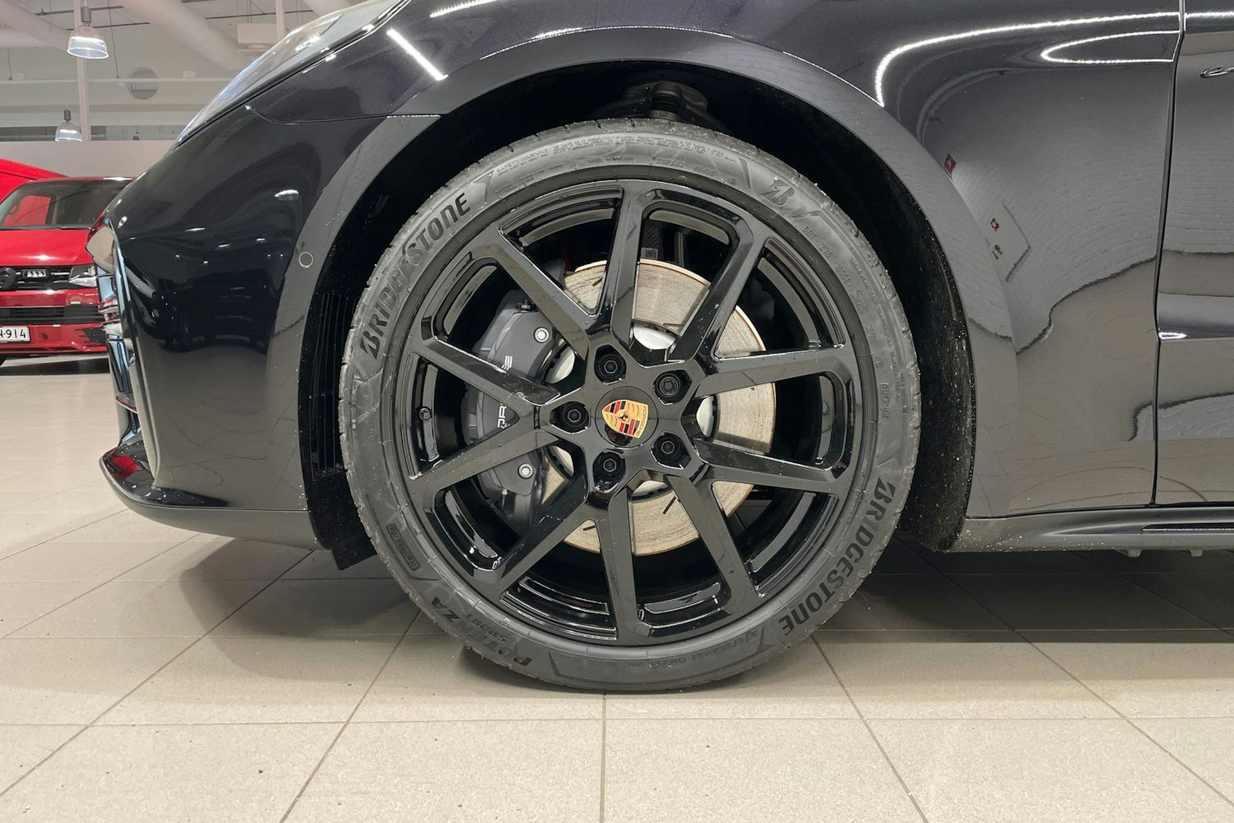 musta Porsche Panamera 2026 kuva 10.
