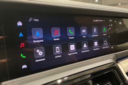 musta Porsche Panamera 2026 kuva 17.