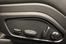 vihreä Porsche Panamera 2026 kuva 13.