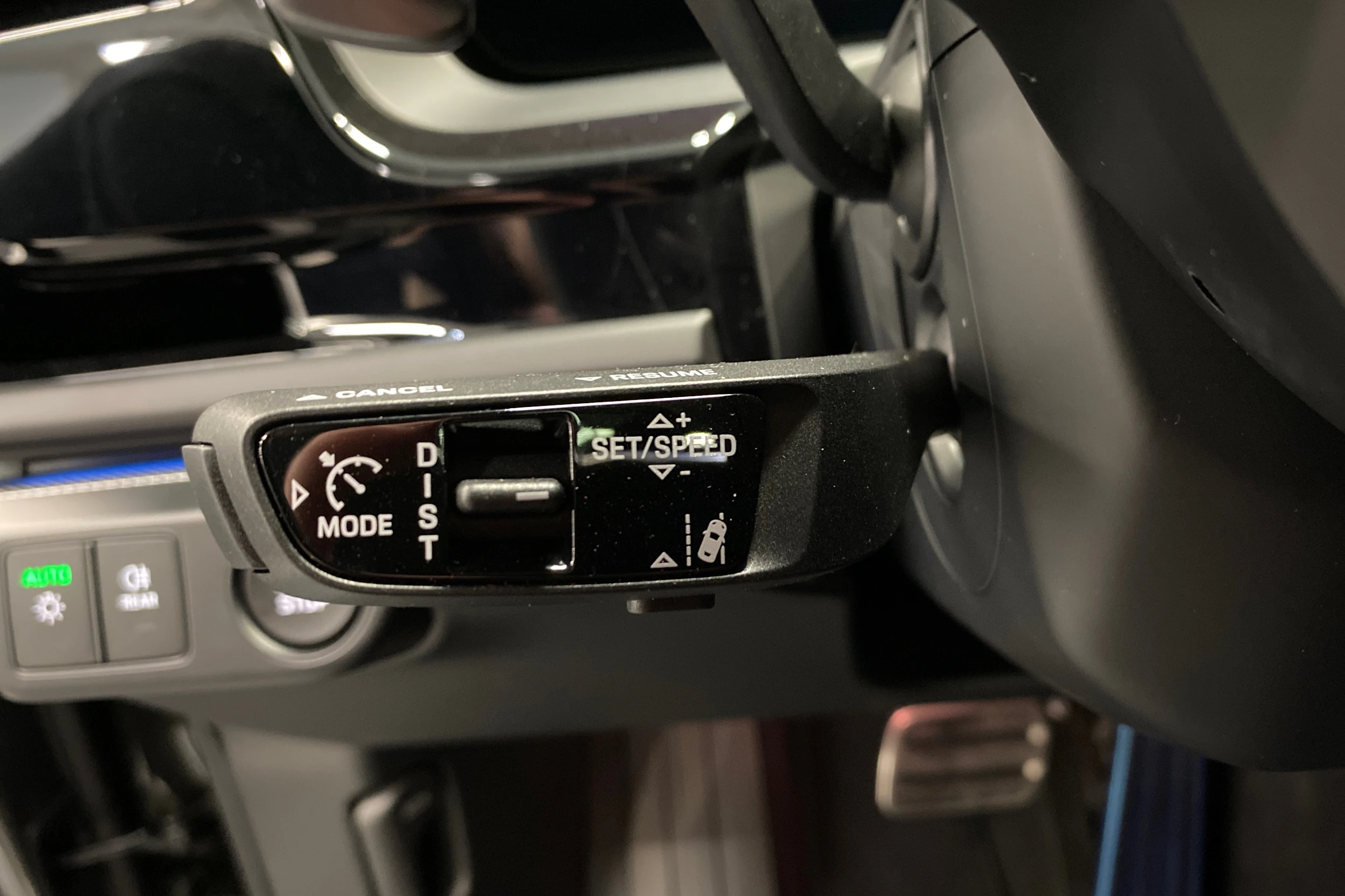 vihreä Porsche Panamera 2026 kuva 14.