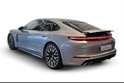 met. harmaa Porsche Panamera 2026 kuva 2.
