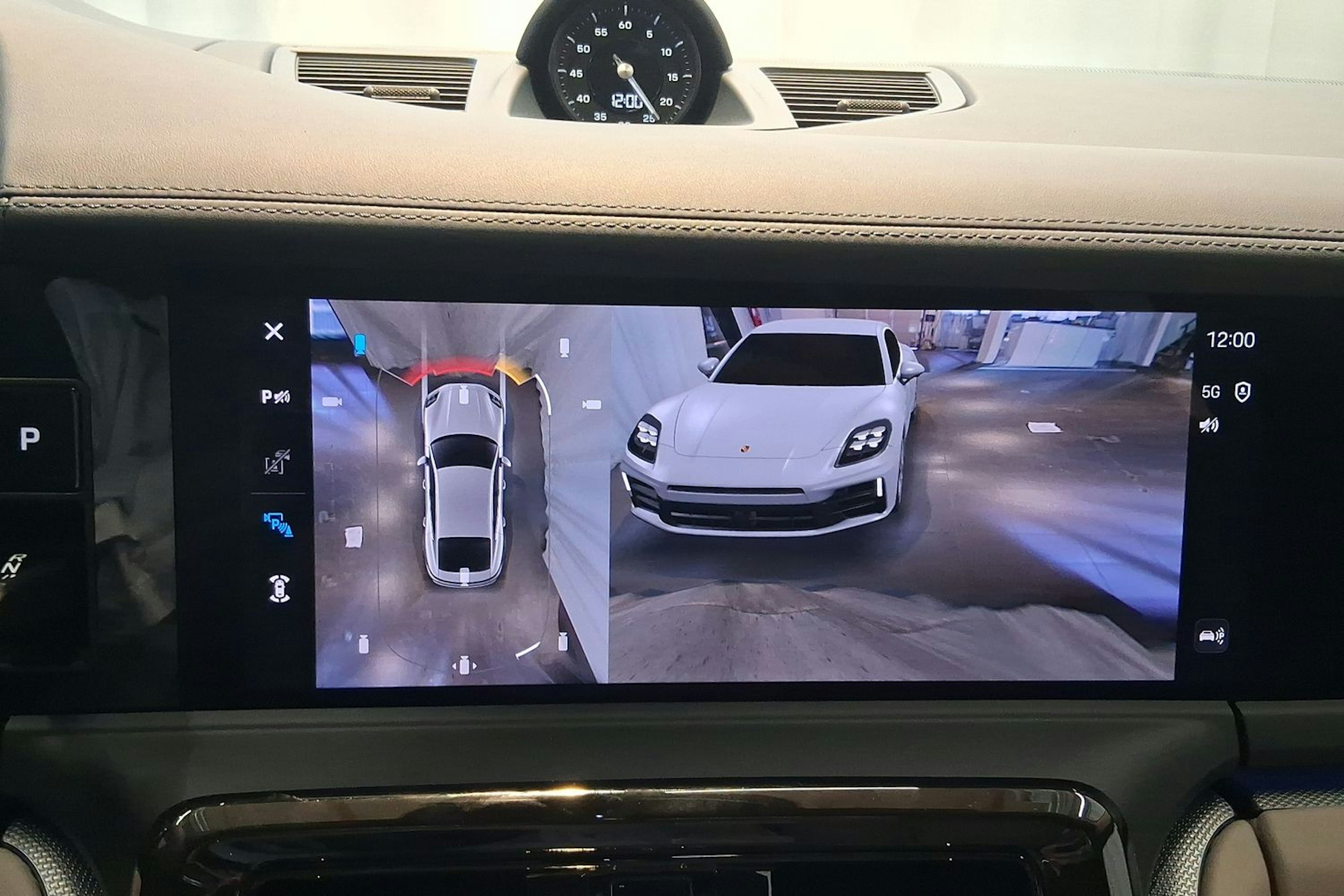 met. harmaa Porsche Panamera 2026 kuva 18.