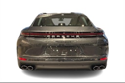 harmaa Porsche Panamera 2026 kuva 6.