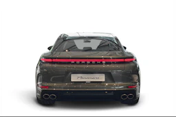 vihreä Porsche Panamera 2026 kuva 3.