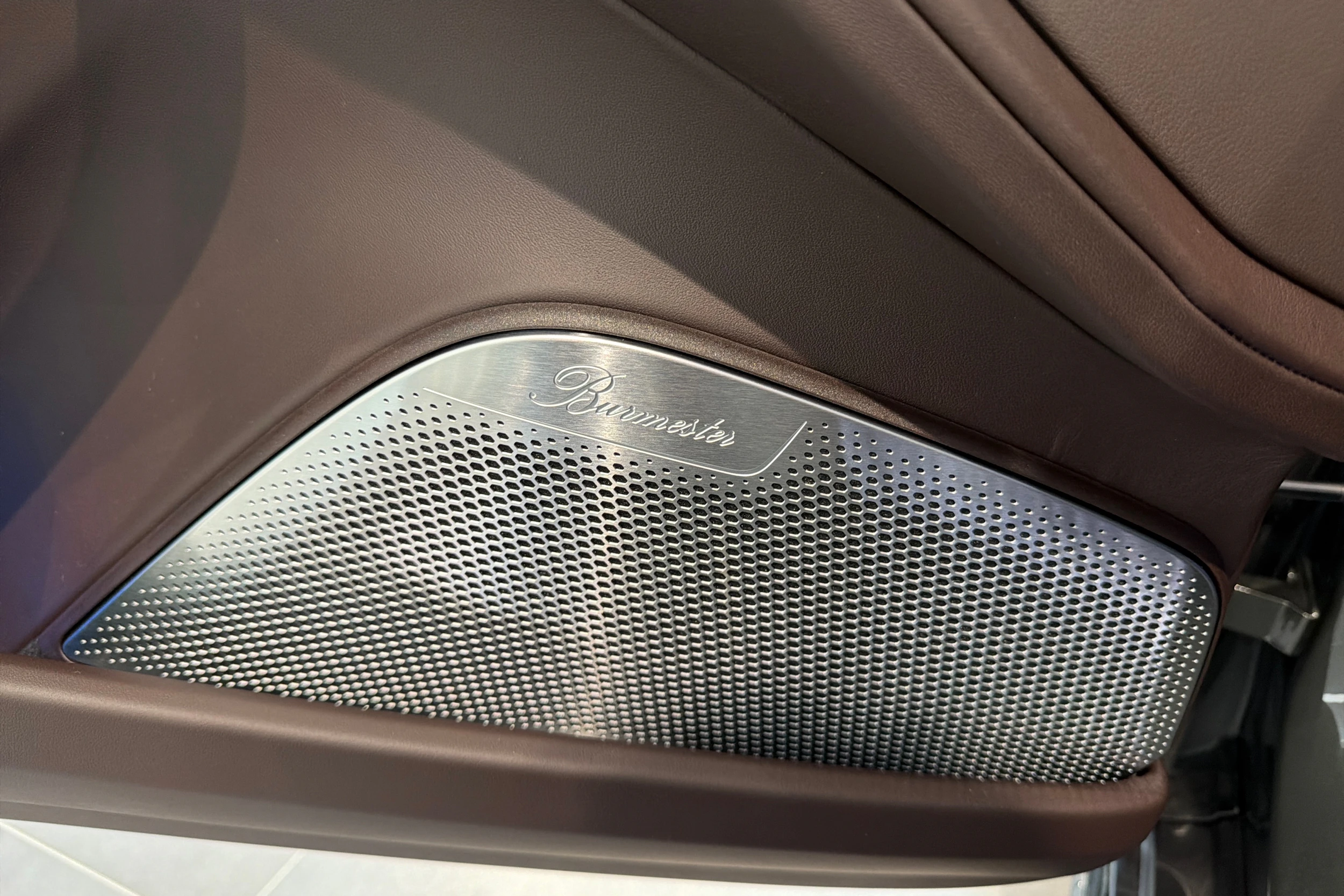 vihreä Porsche Panamera 2026 kuva 25.