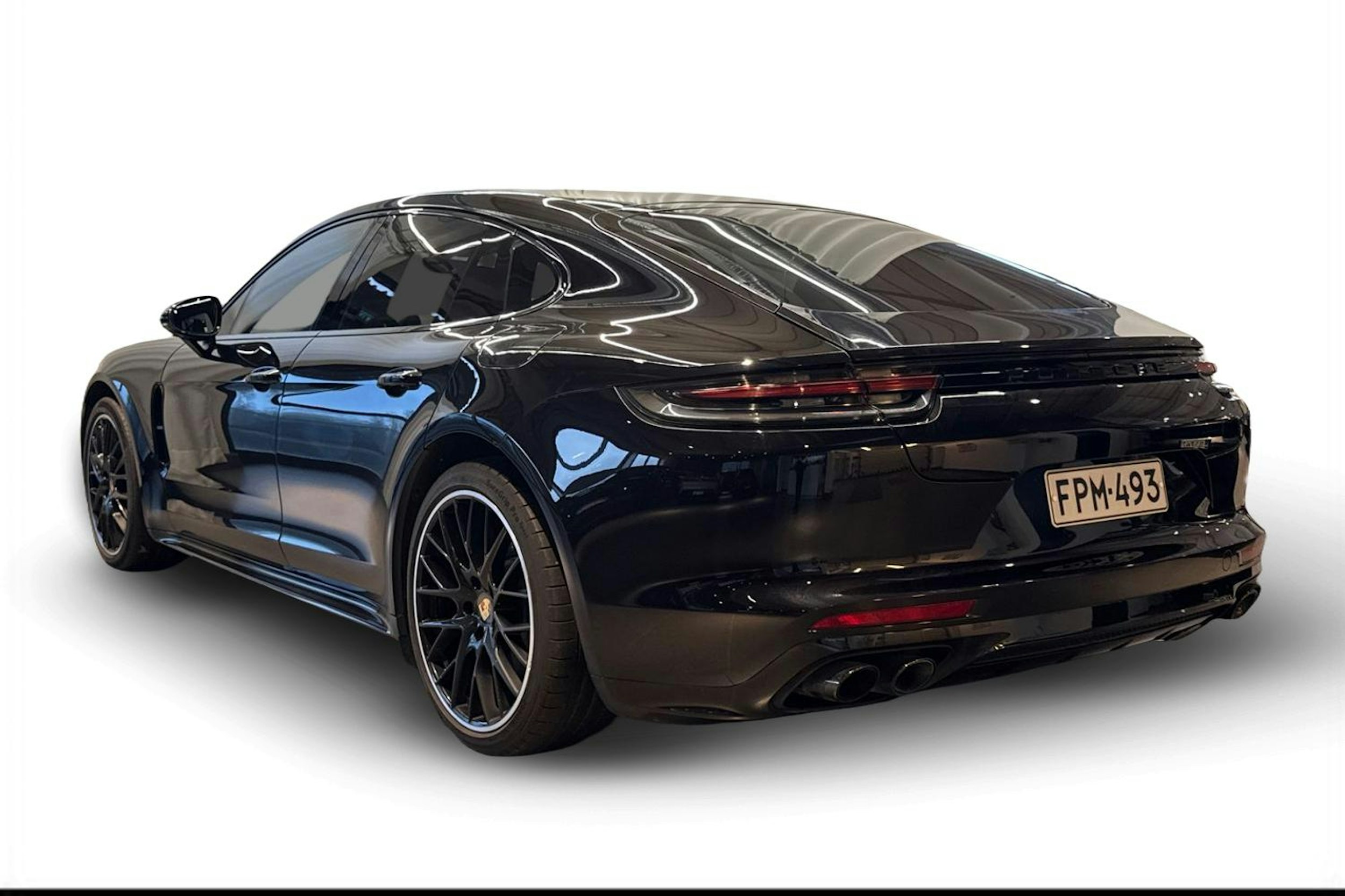 Musta Porsche Panamera 2018 kuva 2.