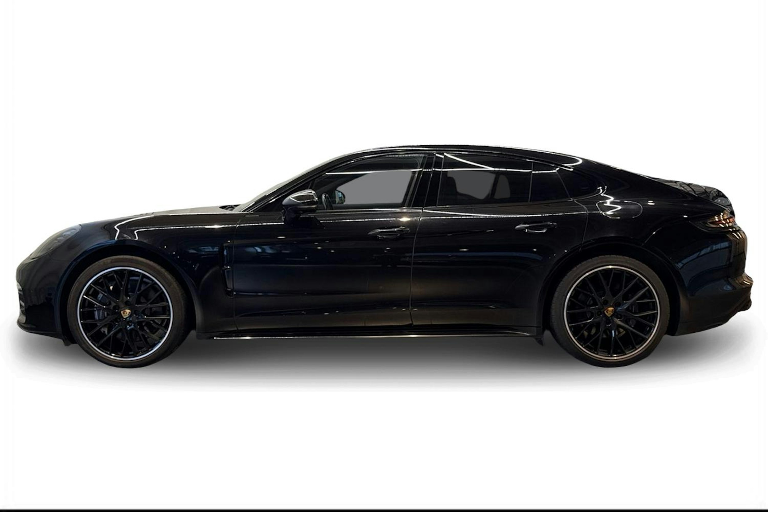 Musta Porsche Panamera 2018 kuva 5.