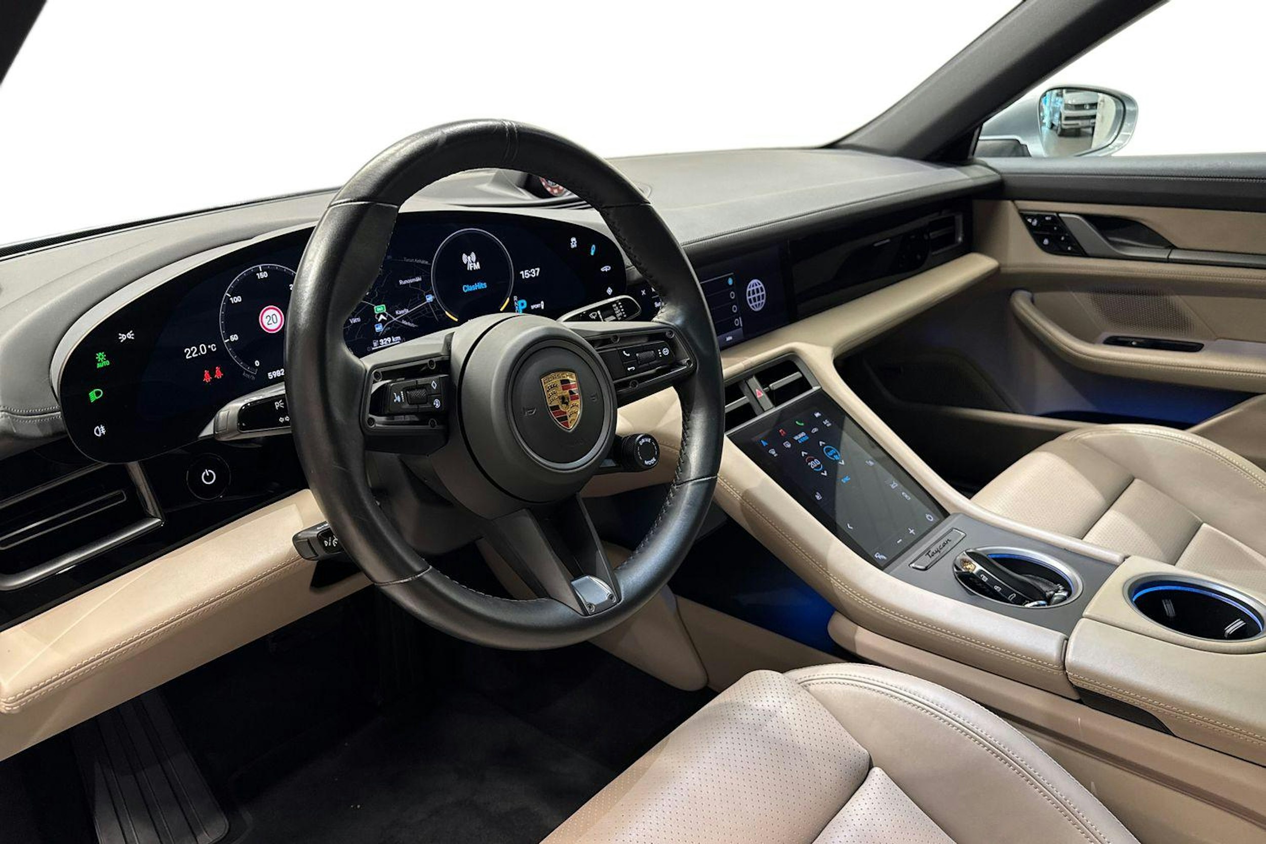 hopea Porsche Taycan 2020 kuva 6.