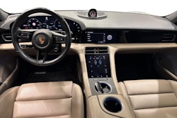 hopea Porsche Taycan 2020 kuva 7.