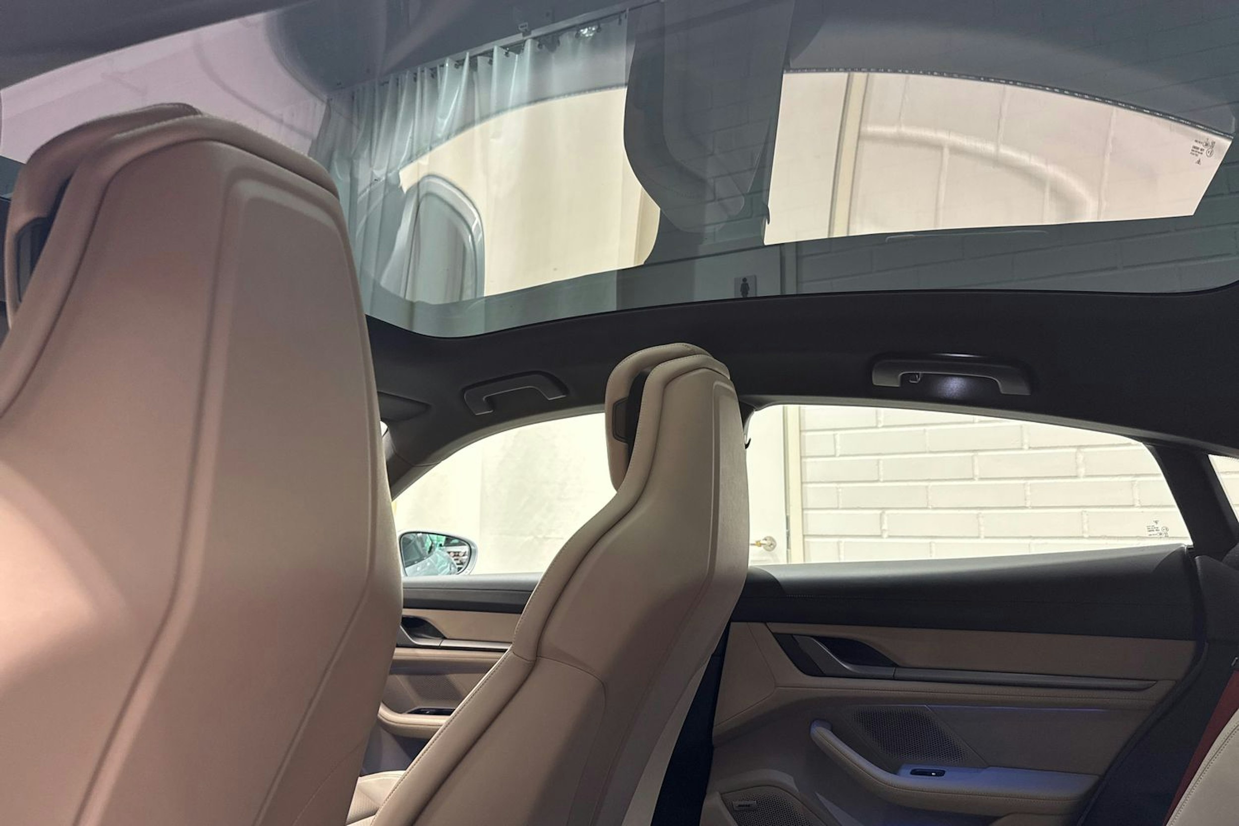hopea Porsche Taycan 2020 kuva 13.