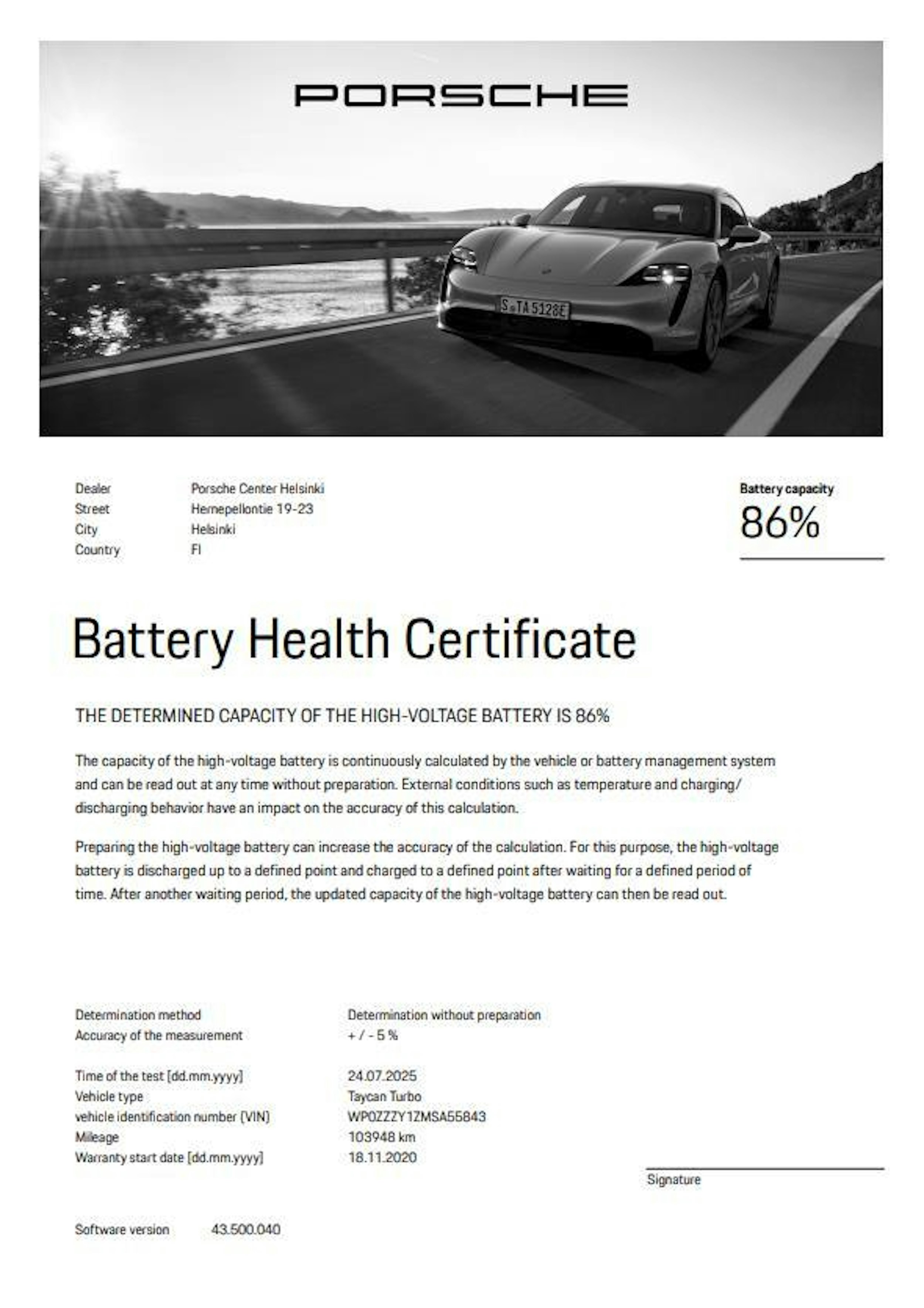 Harmaa Porsche Taycan 2020 kuva 13.