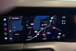 musta Porsche Taycan 2020 kuva 32.