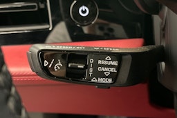 musta Porsche Taycan 2020 kuva 14.