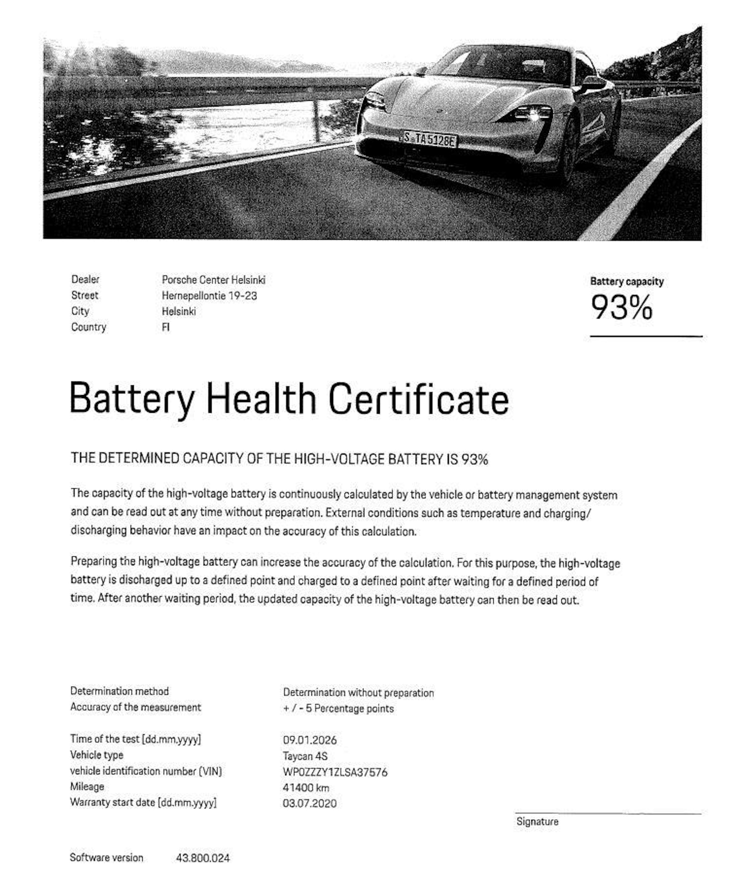 musta Porsche Taycan 2020 kuva 23.