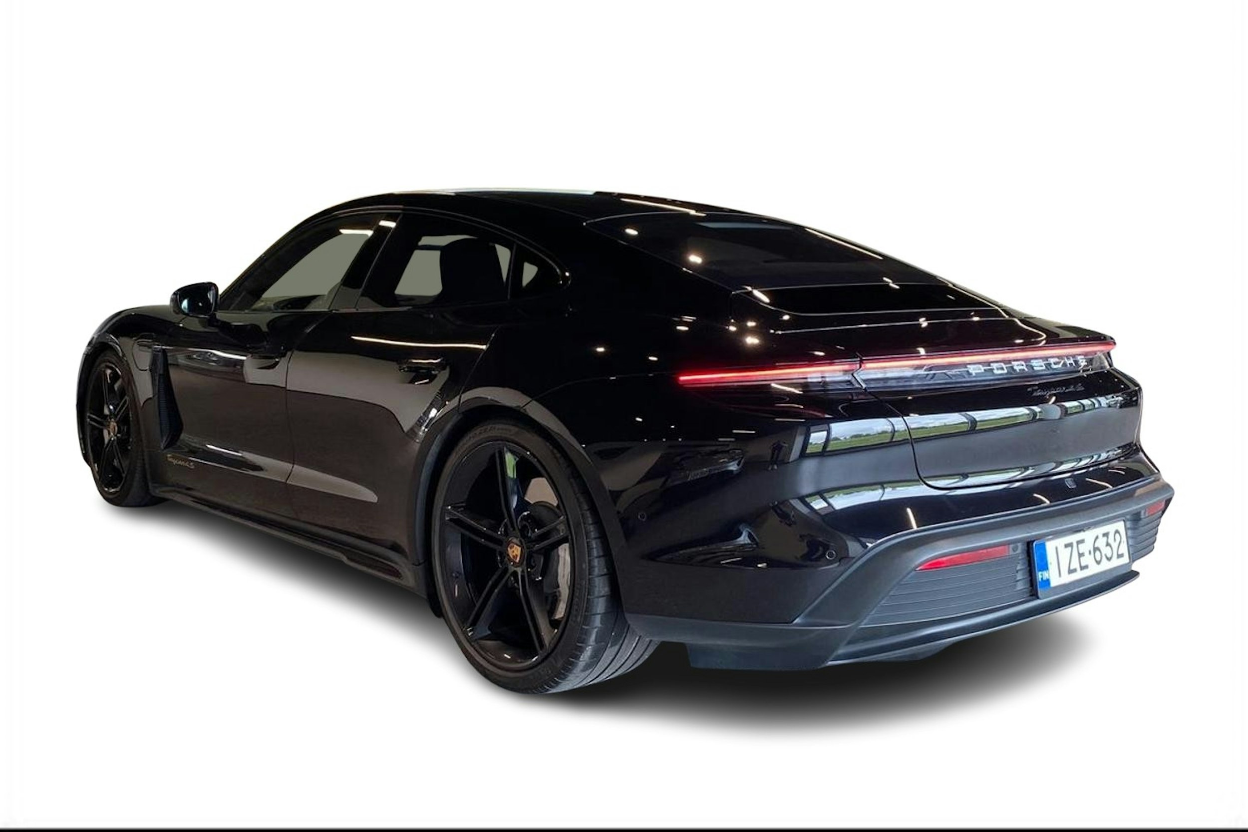 musta Porsche Taycan 2020 kuva 2.