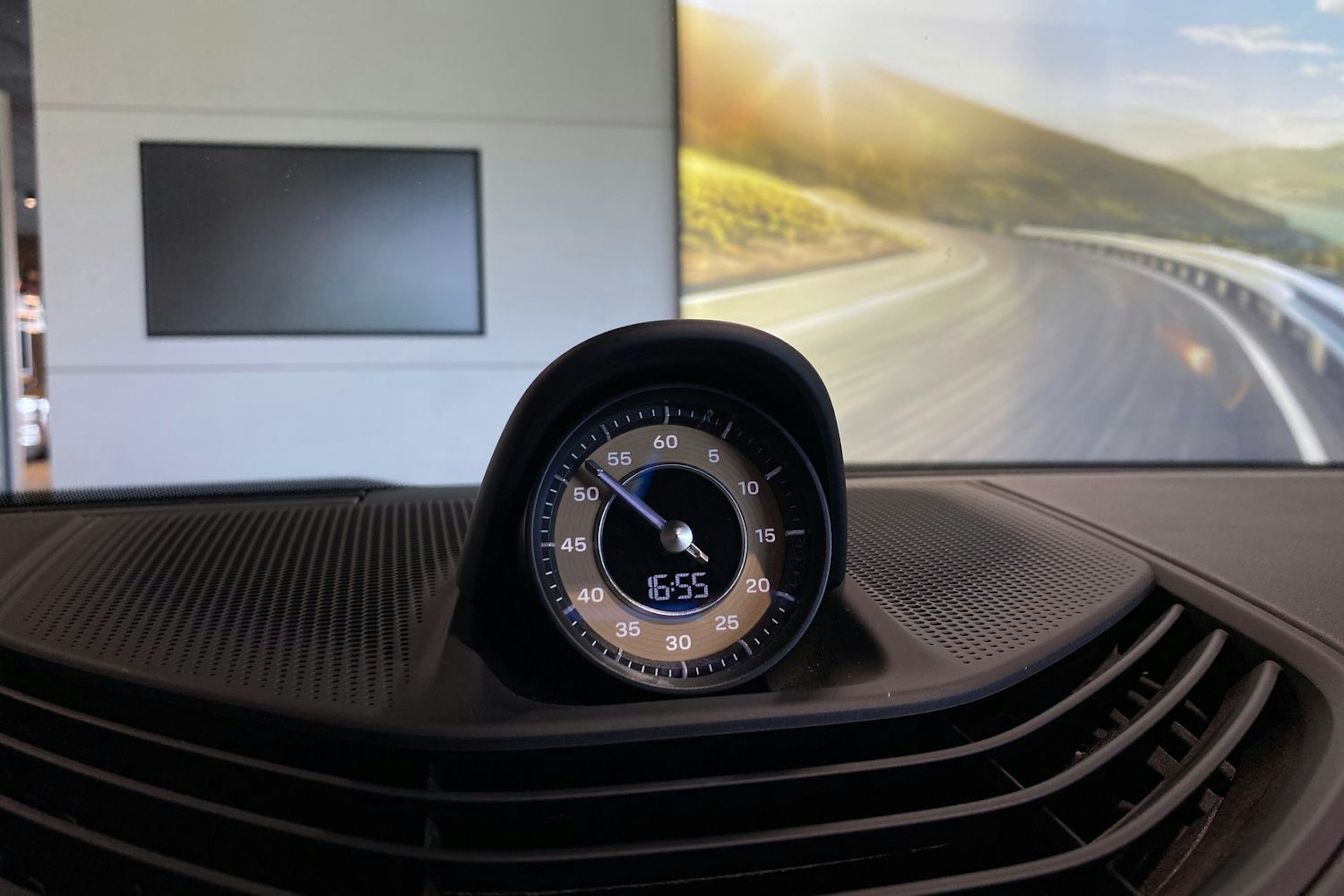 musta Porsche Taycan 2020 kuva 19.