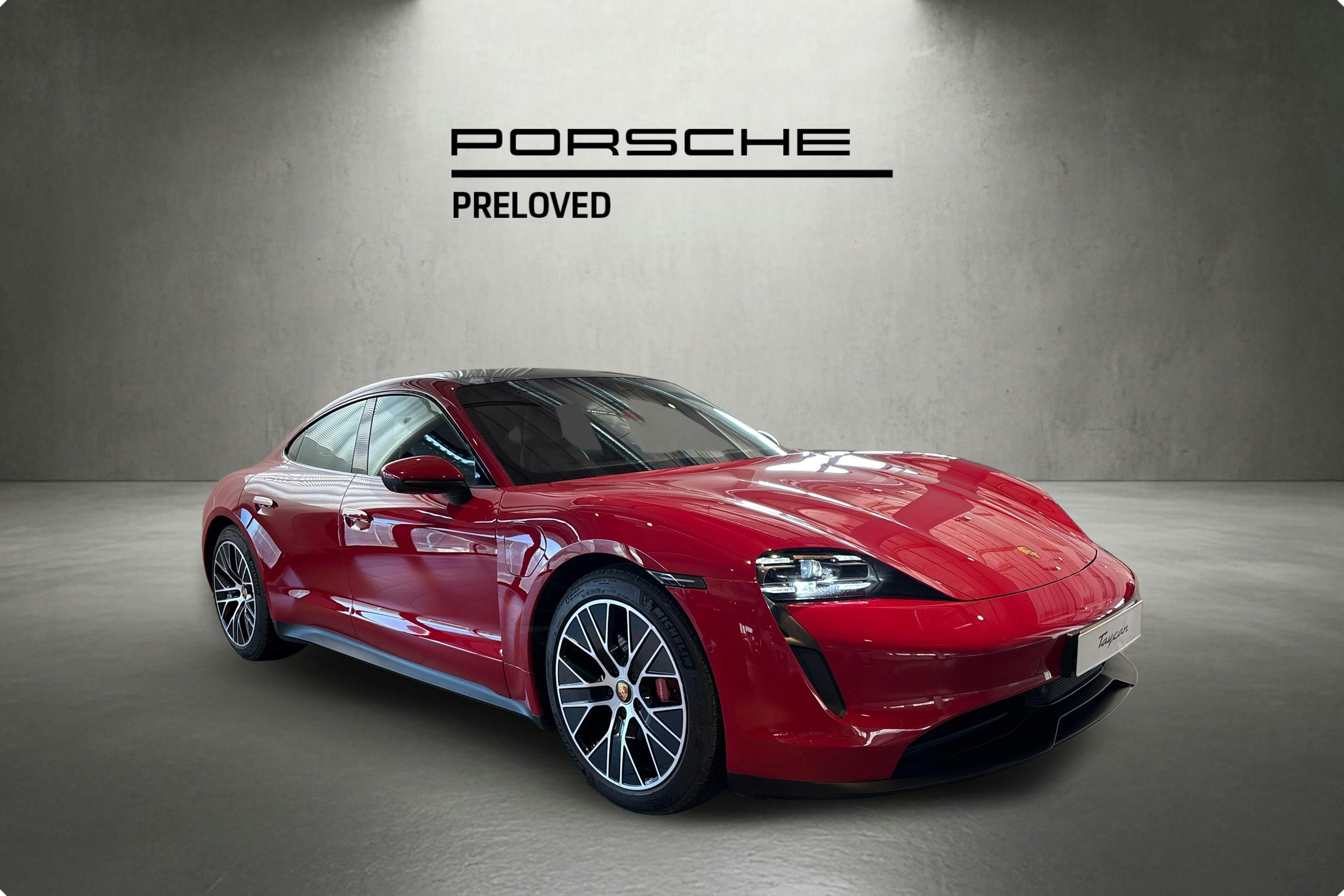 Punainen Porsche Taycan 2020 kuva 1.