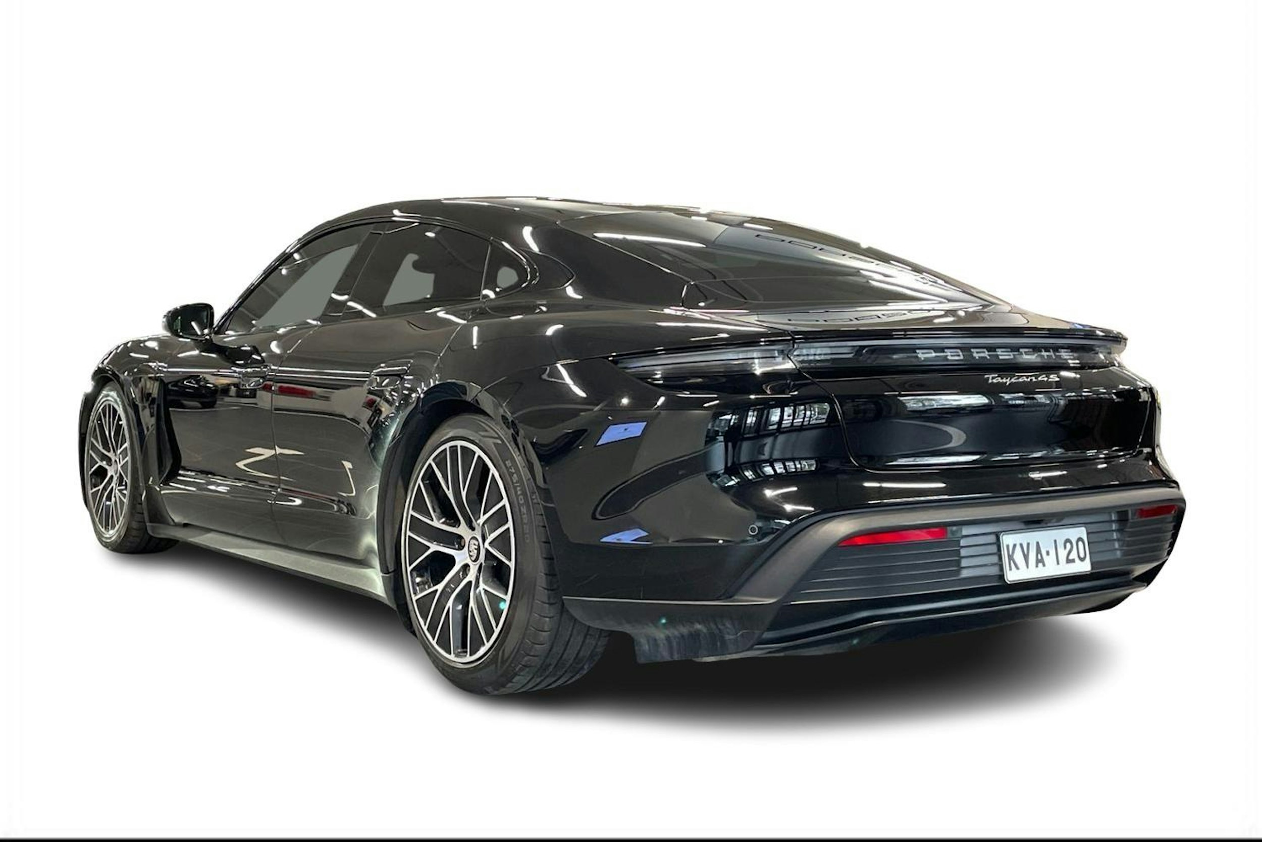 Musta Porsche Taycan 2020 kuva 2.