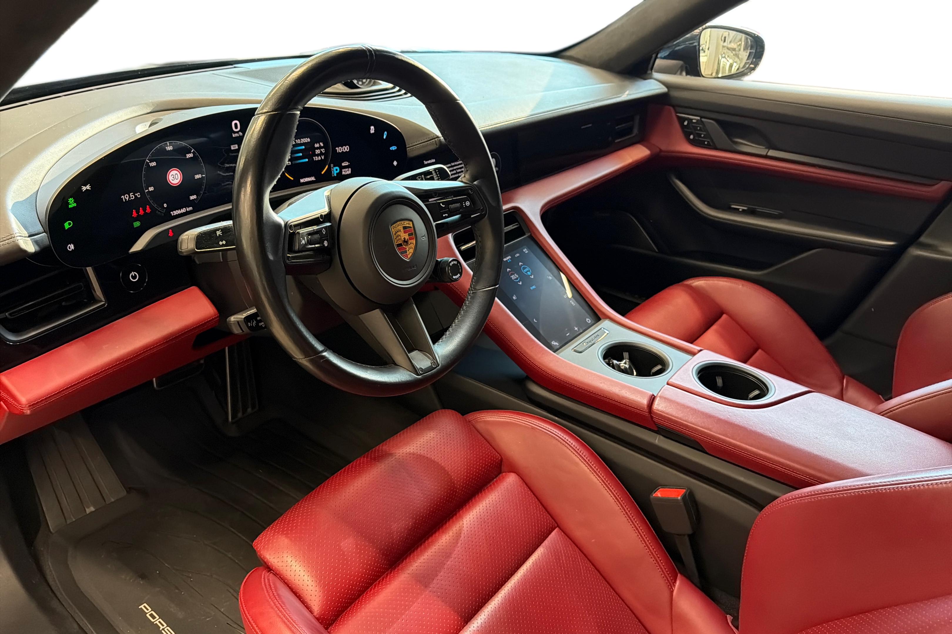 Porsche Taycan Turbo 2020, bild 6/23