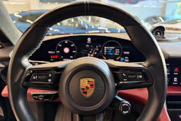 met. Musta Porsche Taycan 2020 kuva 15.