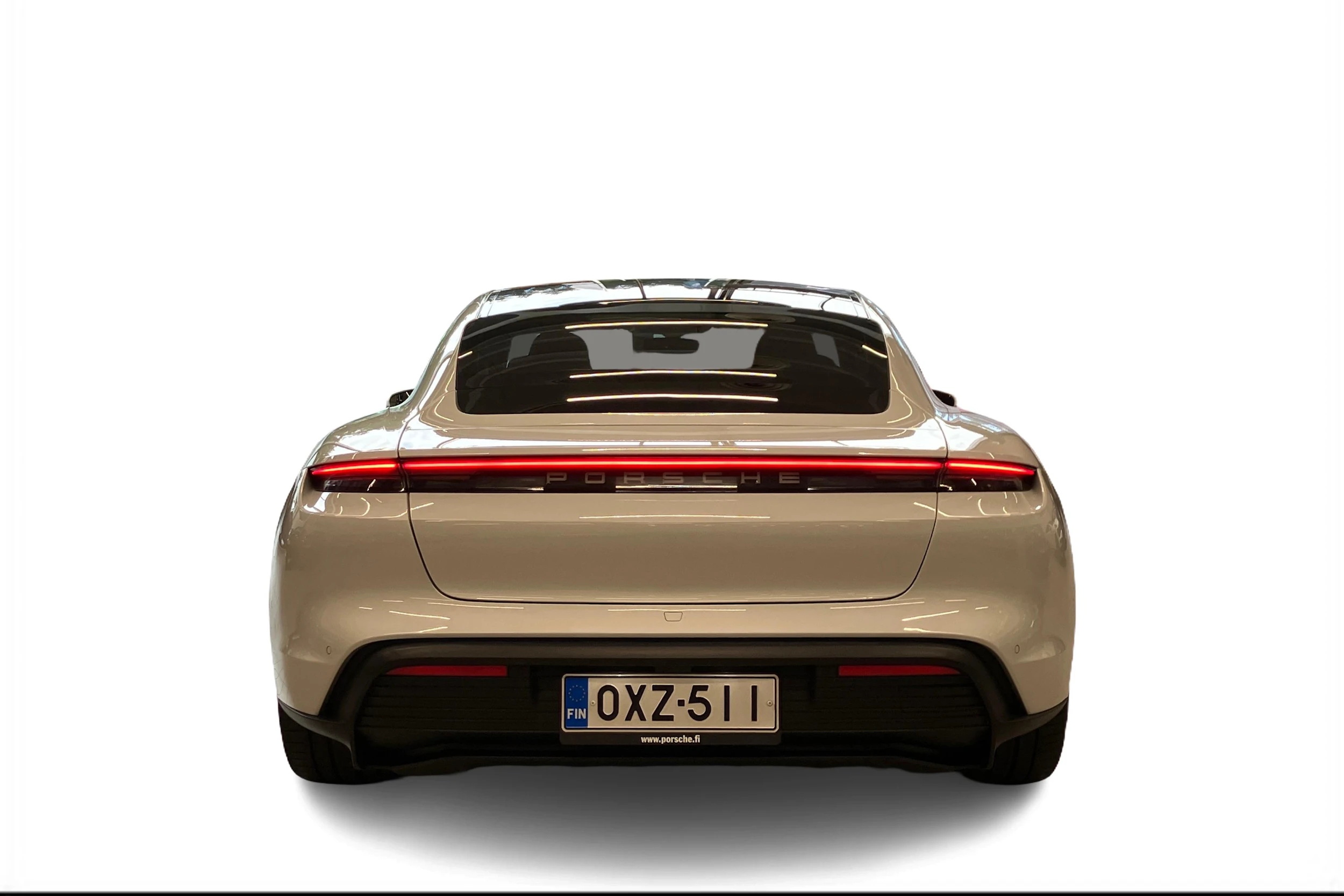 valkoinen Porsche Taycan 2020 kuva 3.