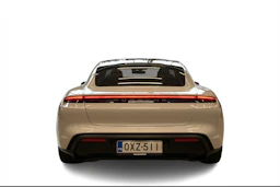 valkoinen Porsche Taycan 2020 kuva 3.