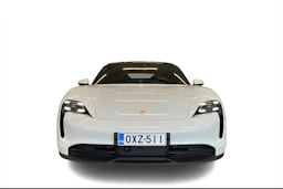 valkoinen Porsche Taycan 2020 kuva 4.