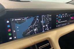 sininen Porsche Taycan 2020 kuva 12.