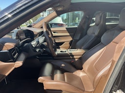 musta Porsche Taycan 2020 kuva 3.