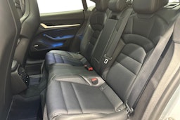 Hopea Porsche Taycan 2020 kuva 8.