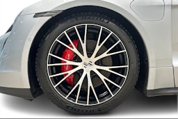 Hopea Porsche Taycan 2020 kuva 9.