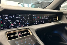 Hopea Porsche Taycan 2020 kuva 15.