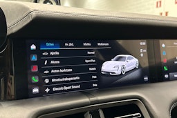 Musta Porsche Taycan 2020 kuva 22.