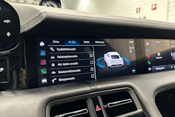 Musta Porsche Taycan 2020 kuva 23.