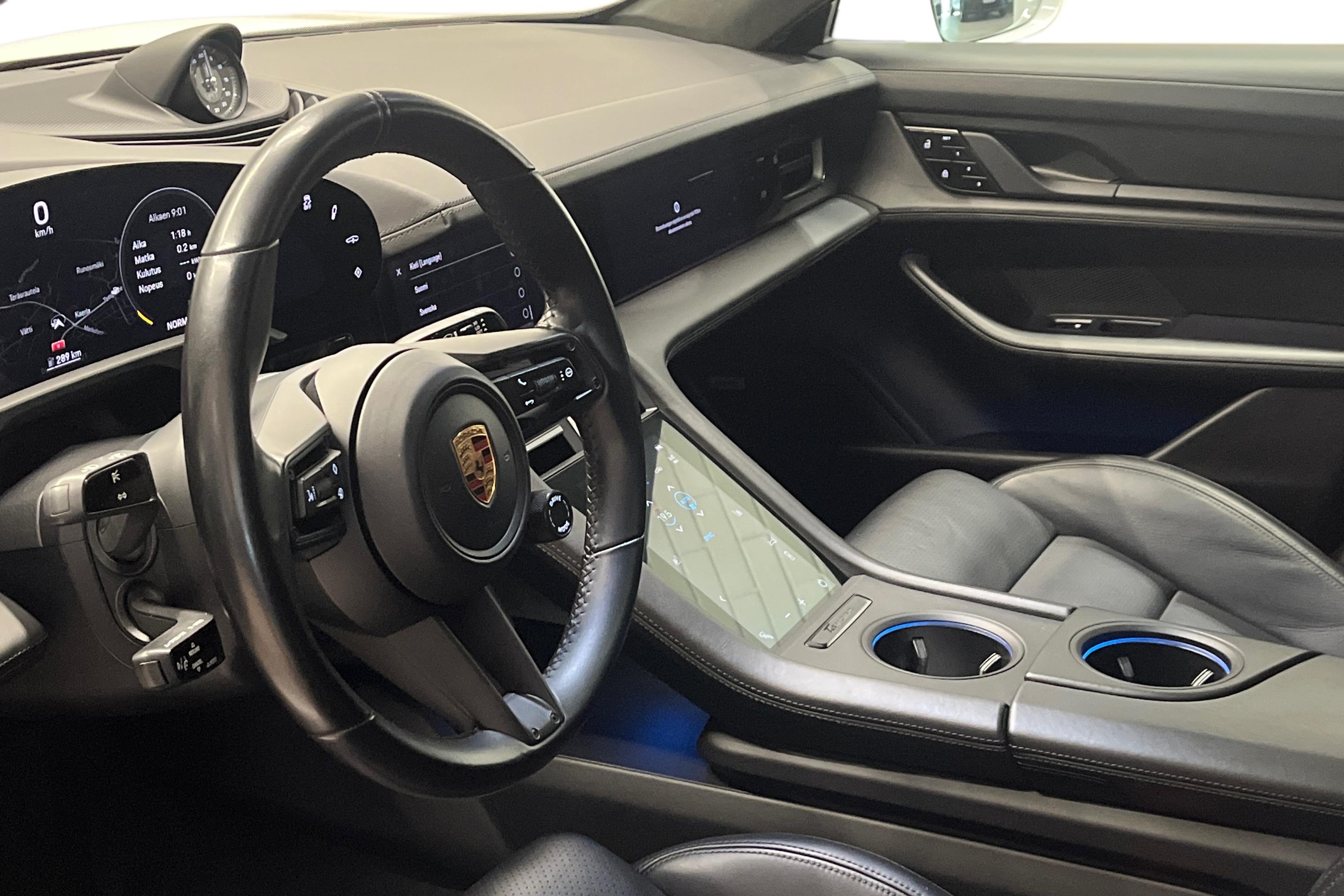 Porsche Taycan Turbo 2020, kuva 5/21