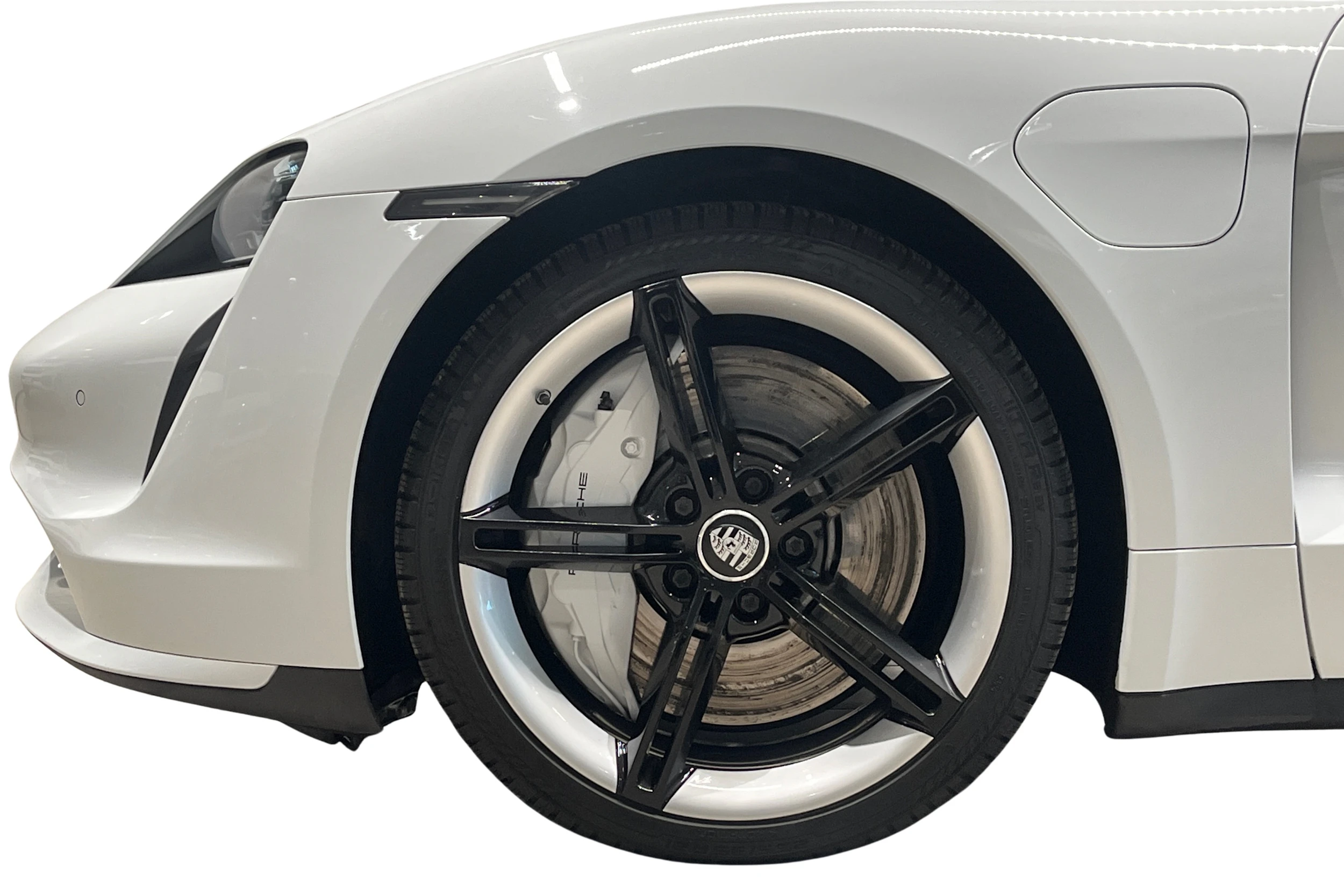 valkoinen Porsche Taycan 2020 kuva 8.