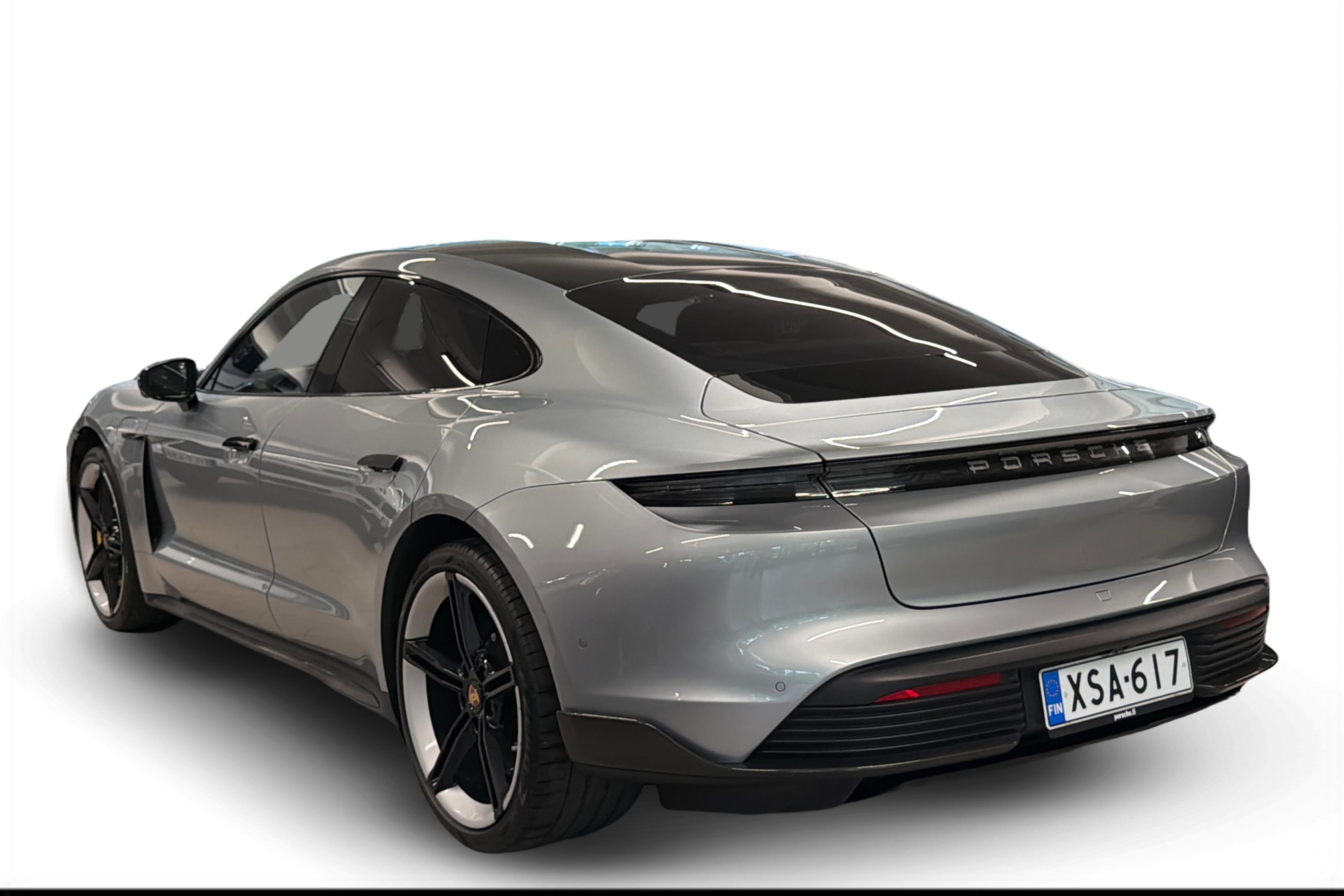 Porsche Taycan Turbo S 2020, kuva 2/29