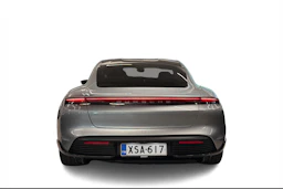 Harmaa Porsche Taycan 2020 kuva 3.