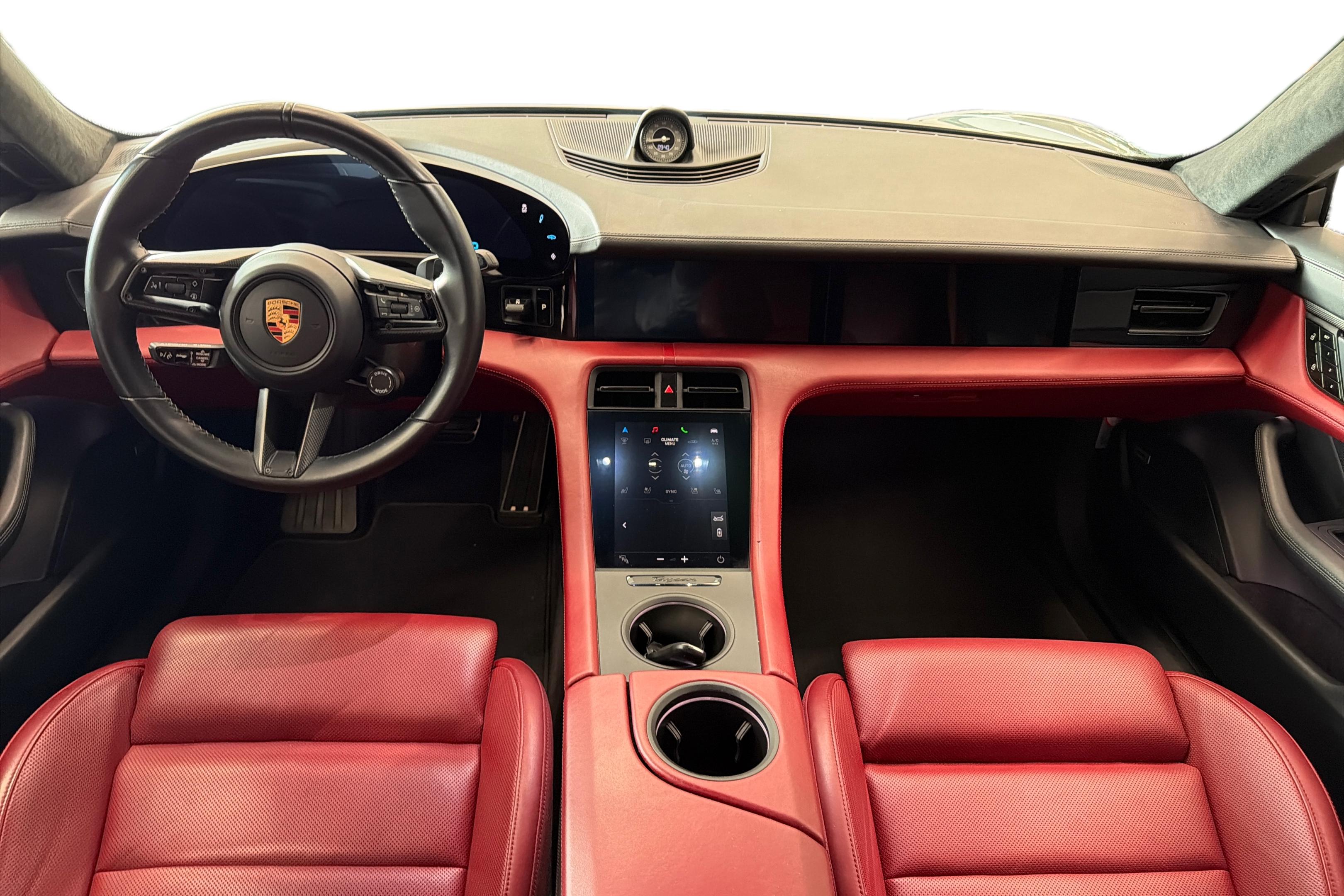 Porsche Taycan Turbo S 2020, kuva 7/29