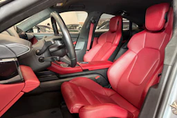 Harmaa Porsche Taycan 2020 kuva 9.