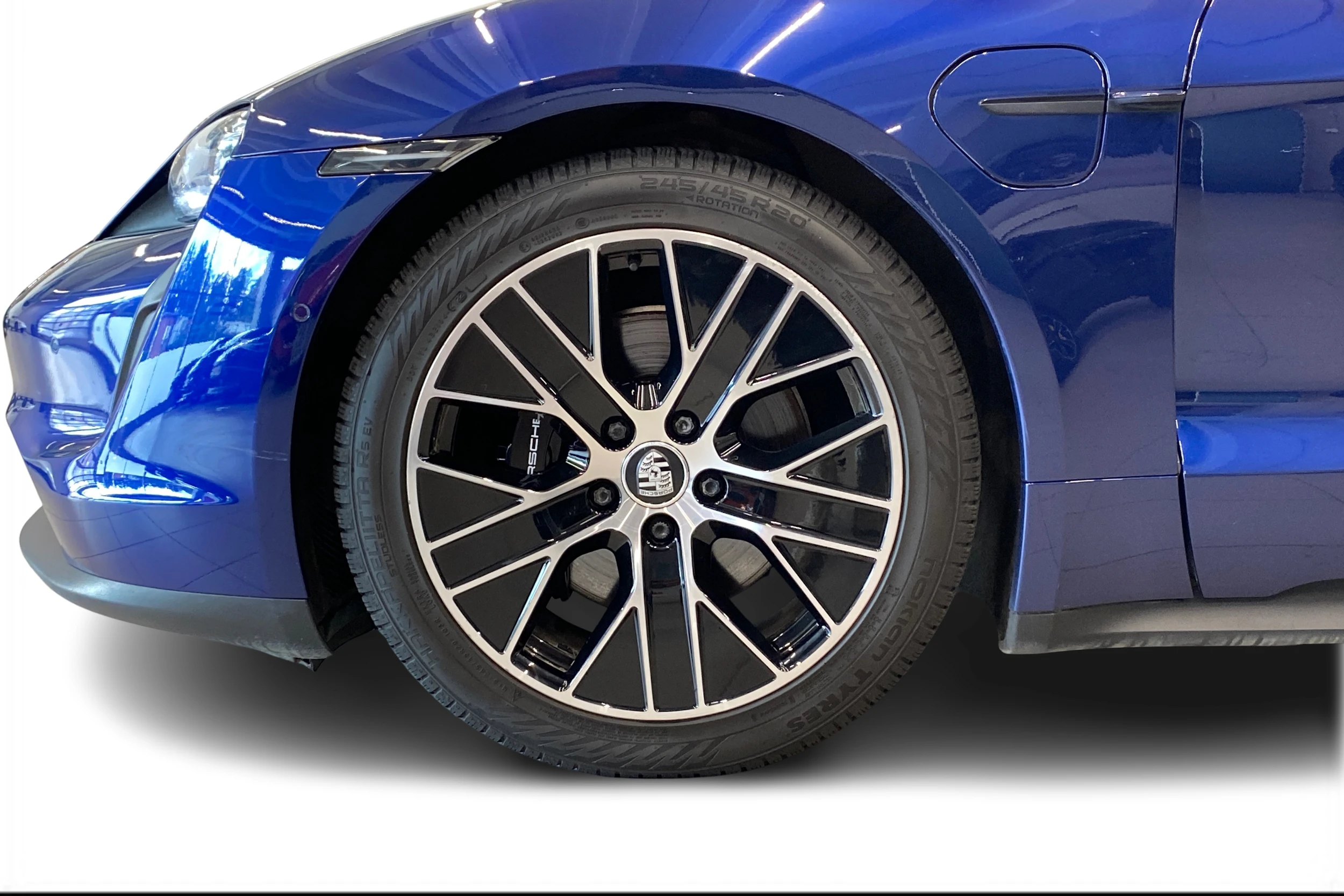 Sininen Porsche Taycan 2020 kuva 9.