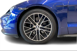 Sininen Porsche Taycan 2020 kuva 9.